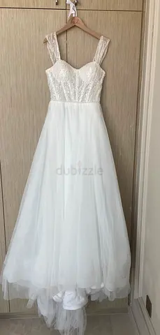 Elegant White Wedding Dress