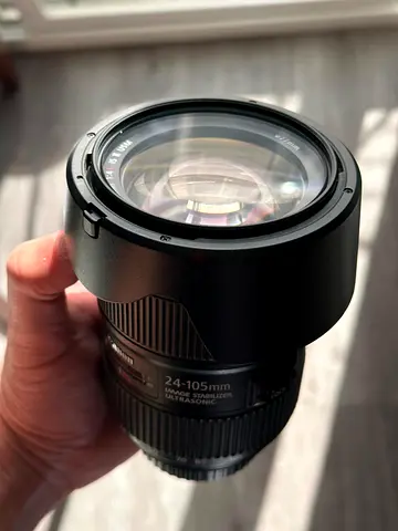 Canon 24-105mm Lens with Hood