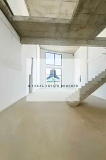 High-End Show Room for Rent – First Al Khail Road