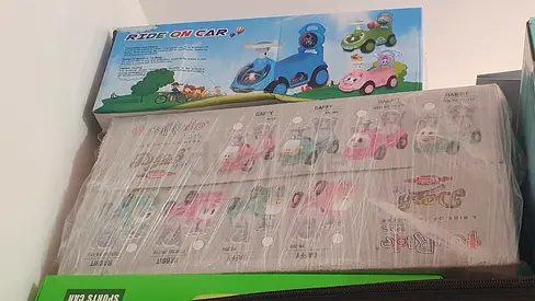 FunRide - Ride on Car for toddlers