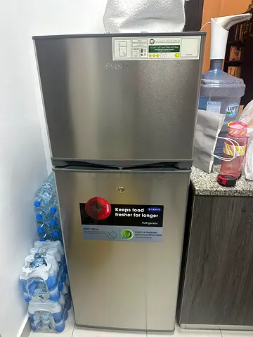 Refrigerator to sell