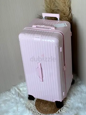 Rimowa trunk size
