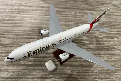 Emirates Boeing 777-330ER Model Plane