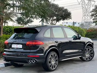 2017 Porsche CAYENNE — фото 3