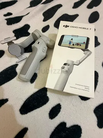 DJI OSOMO MOBILE 7 (200 AED)