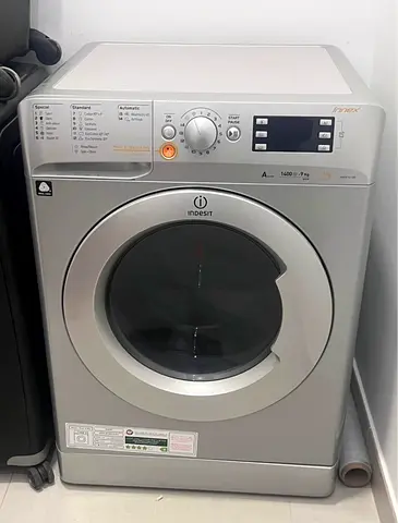 Indesit Washing Machine and dryer brand new!!!! Never used. Pick up in Masaar Sharjah