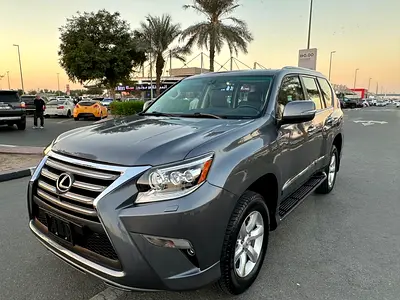 Lexus GX460 Premier No Accident First Owner Model 2017 GCC Full Option Good Conditions.