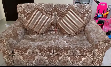 SOFA SET 7 SEATER