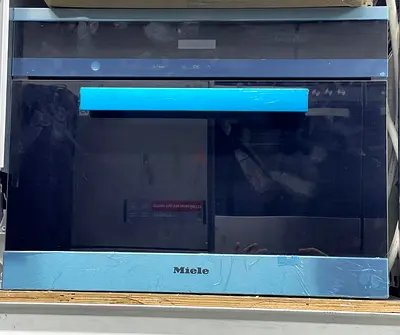 Miele Steamer built in Black look excellent condition