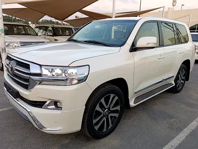 TOYOTA LAND CRUISER V6 GXR GCC