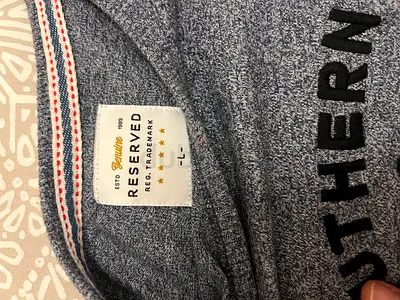 Reserved Southern T-shirt in Excellent Condition