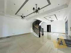 5 bedrooms Vacant Soon | Huge Bedroom