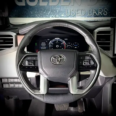صورة 7 لـ 2024 Toyota SEQUOIA