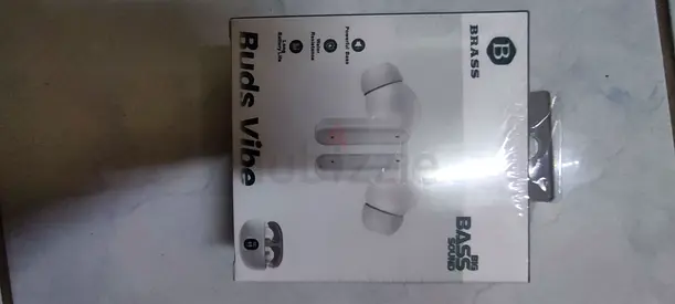 Wireless Earbuds – New  Sealed – Warranty – 15 AED one day offer