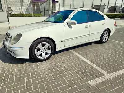 2005 Mercedes-Benz E350 Avantgarde - Japanese specs - excellent condition