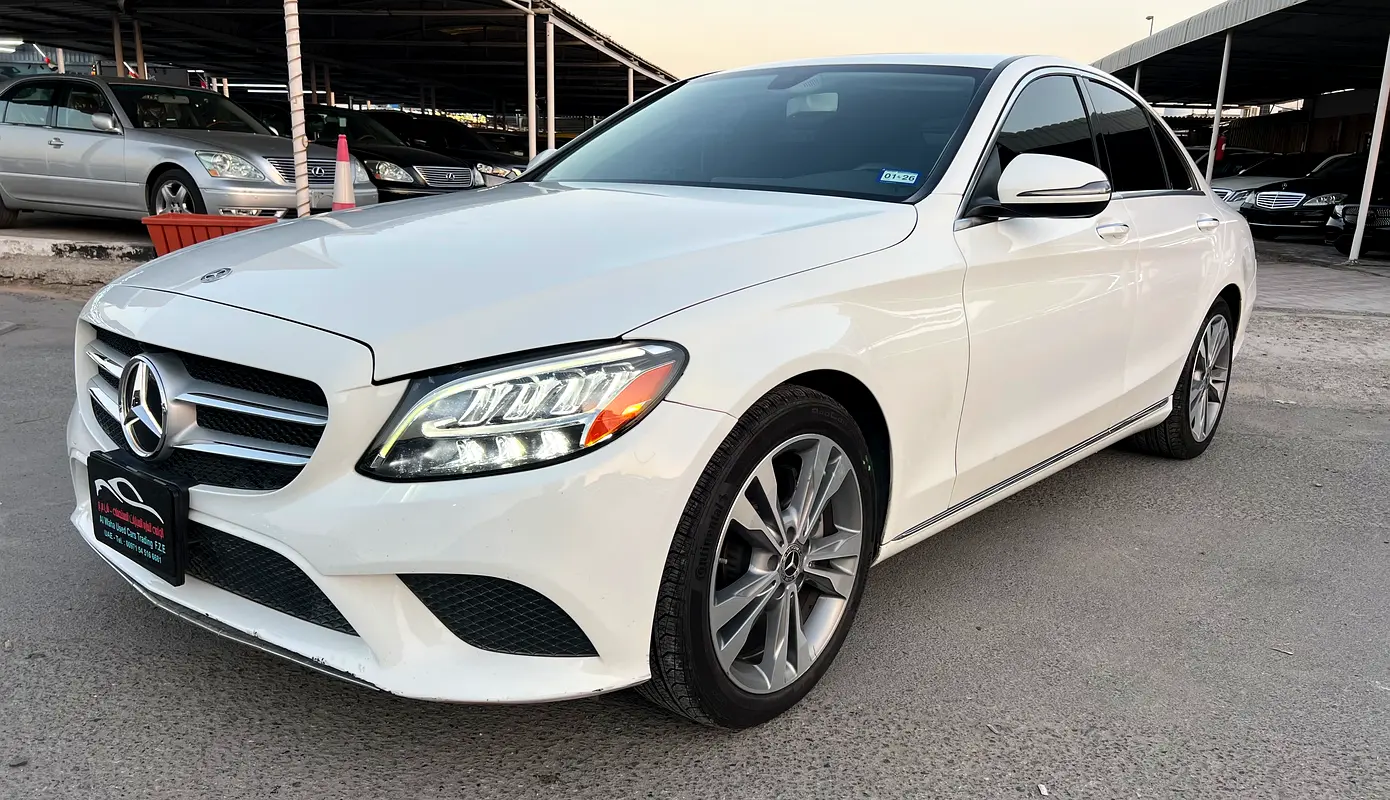 Mercedes-Benz C-Class 2020 — photo 1 of 20