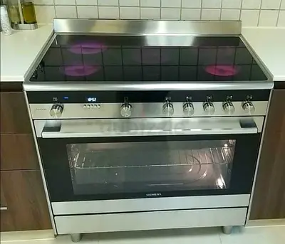 Model Siemens iQ700 Italian 5 Rings Full Electric Ceramic Cooker Range Size 90×60 cm
