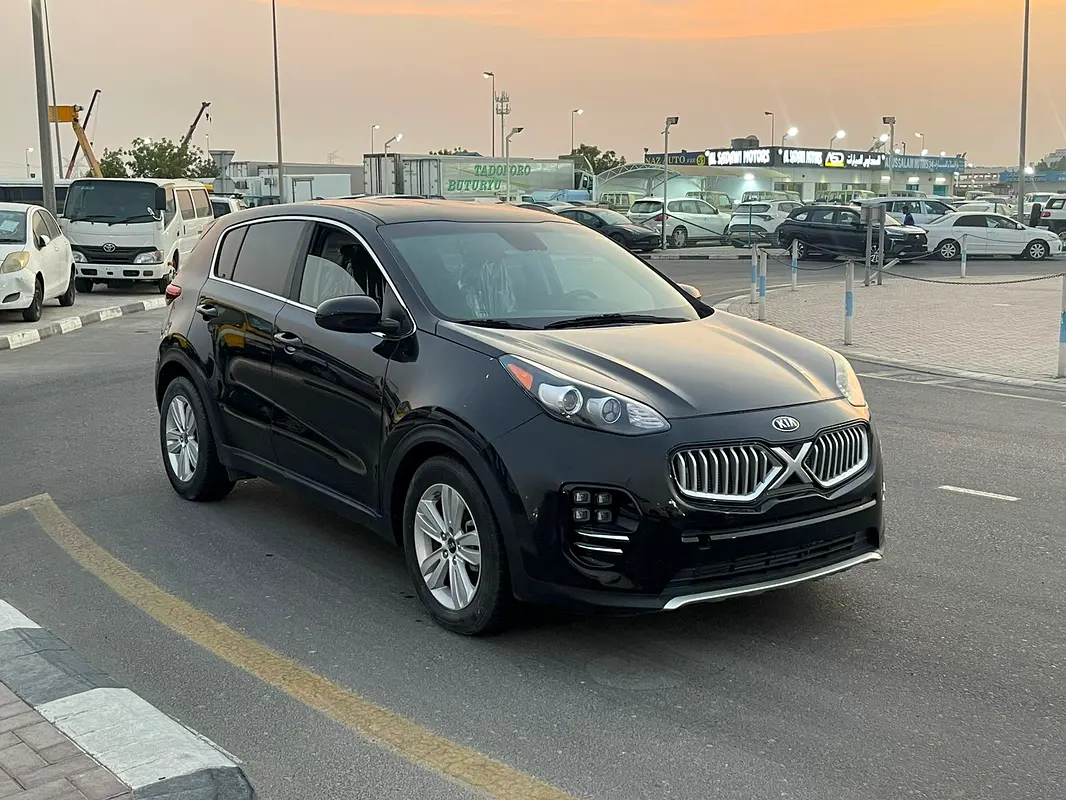 Kia Sportage 2019 — photo 1 of 11