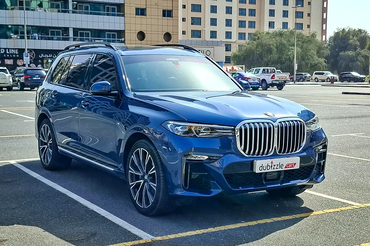 BMW X7 2022 — photo 1 of 16