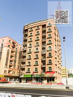 Two-bedroom apartment with a living room for annual rent. Spacious and in an excellent location next
