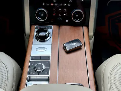 2020 LAND Rover RANGE ROVER — миниатюра 19