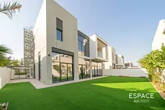 Corner | Stand Alone | 5 BR | Vacant