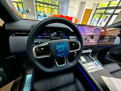 2025 Zeekr 9 照片 8