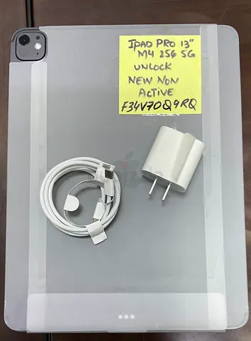 iPad Pro 13-Inch (M4) 256GB, WiFi + Cellular