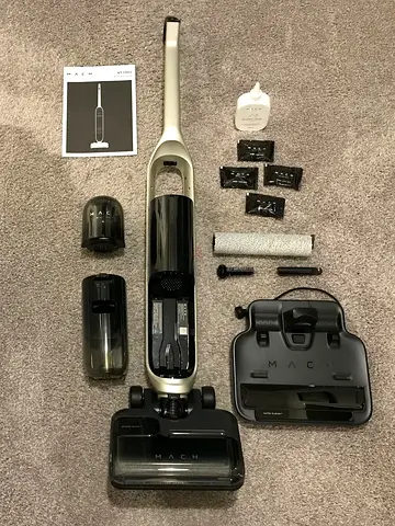 MACH Cordless Vacuum Cleaner with Accessories