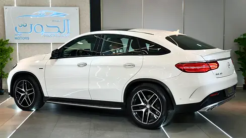 LUXURY MERCEDES GLE 43 || TOP RANGE || GCC ||  SCREENS || LIKE NEW || FREE ACCIDENTS
