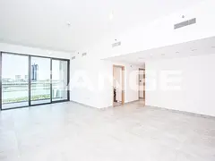 Spacious Apt | Upgraded Interior | Mid-Floor