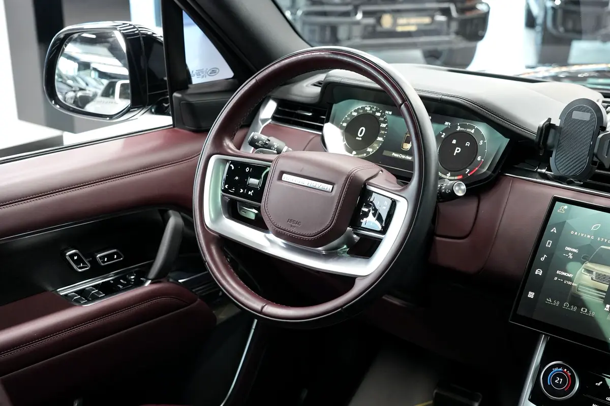Land Rover Range Rover 2023