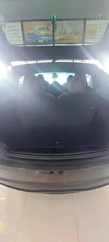 2024 Tesla MODEL X 缩略图 12