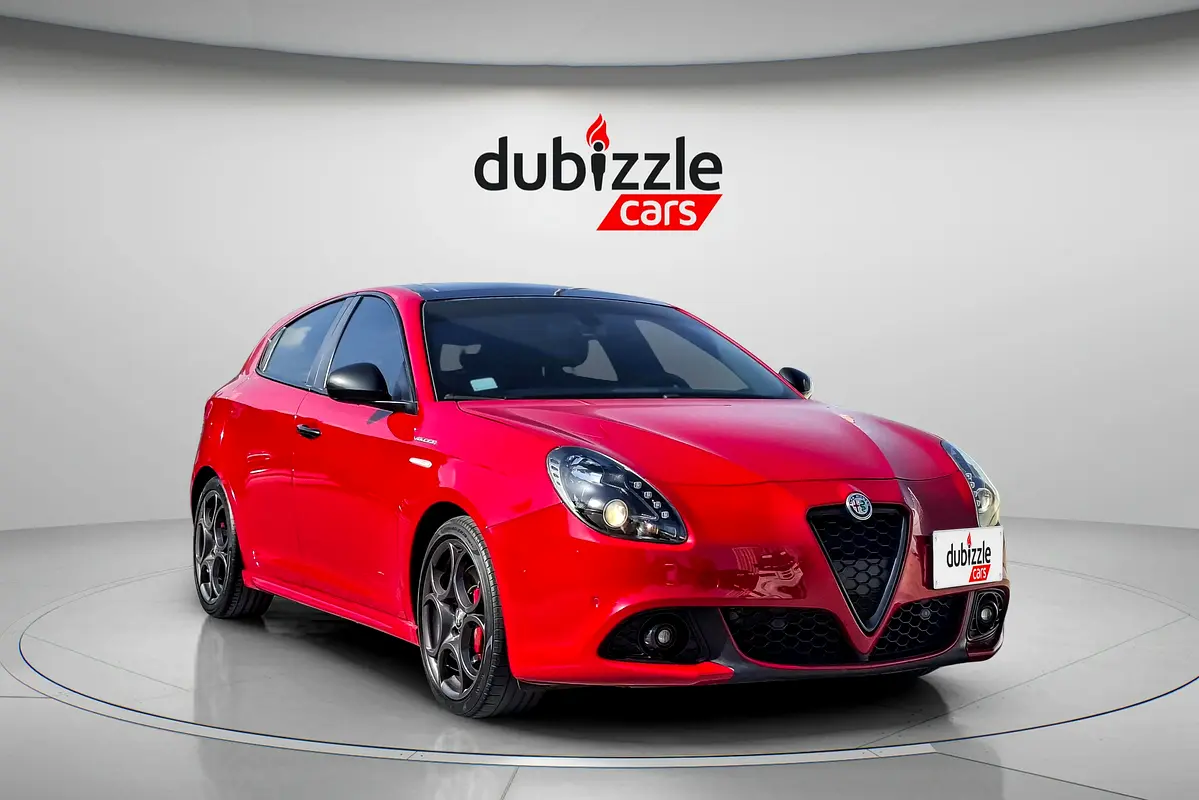 Alfa Romeo GIULIETTA 2021 — photo 1 of 14