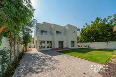 5 Bedrooms | Upgraded | Meadows 2