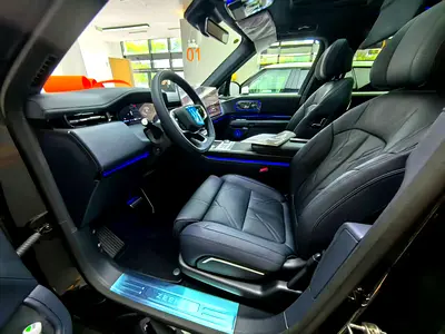2025 Zeekr 9 照片 7