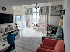 HIGH FLOOR | VACANT ON TRANSFER | GREAT COMMUNITY