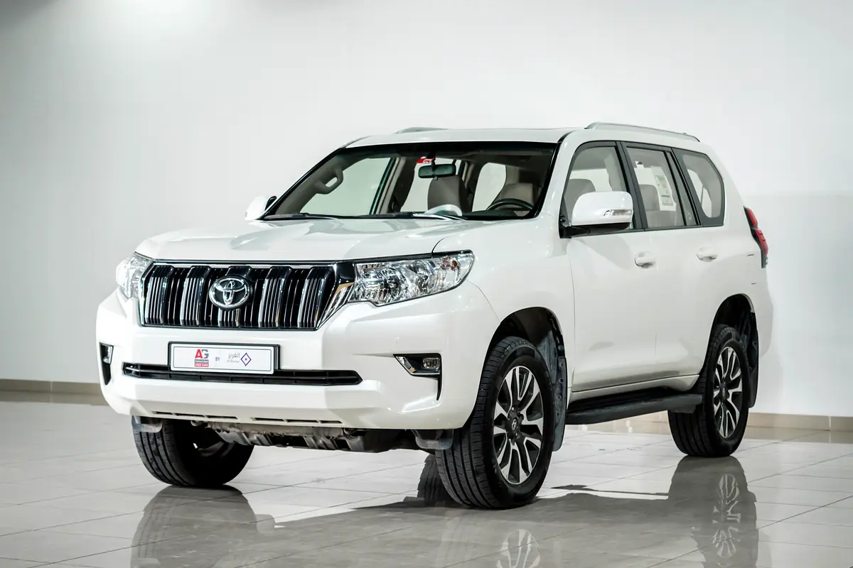 Toyota Prado 2022 — photo 1 of 15