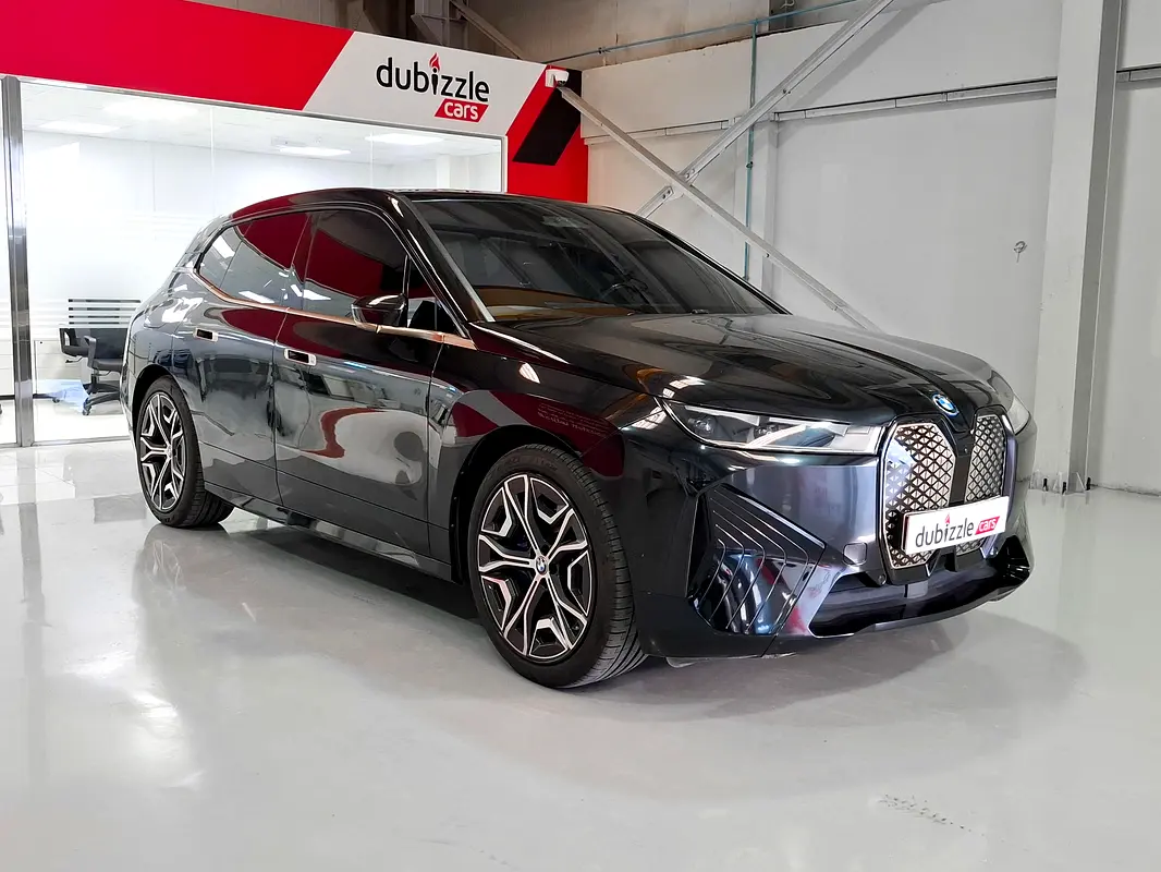 BMW iX 2023 — photo 1 of 16