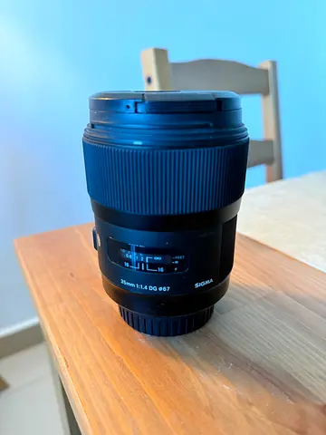 Sigma Canon 35MM f1.4 DG ART lens