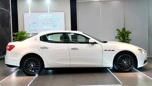 صورة 10 لـ 2016 Maserati GHIBLI