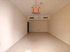NEAT &amp; CLEAN APARTMENT WITH BALCONY CAR PARKING WARDROBES