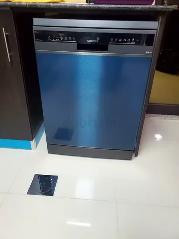 Stylish Siemens Black Three Rack Dishwasher WiFi Smart Connect