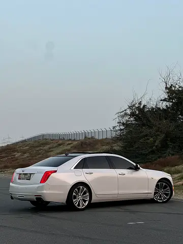 2017 Cadillac CT6 照片 15