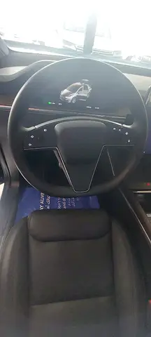 2024 Tesla MODEL X — фото 9