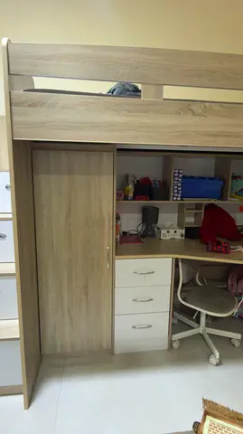 Bunk bed