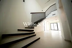 Large Plot | Flexible Cheques | Rare Unit