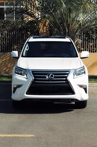 Lexus GX 460 | GCC Specification | Full Service History | 4x4 | 2 Keys |