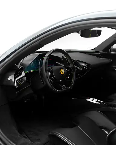 صورة مصغرة 15 لـ 2021 Ferrari SF90 STRADALE