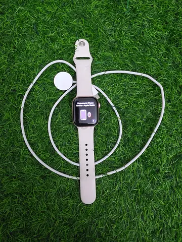 Apple Watch with Magnetic Charger